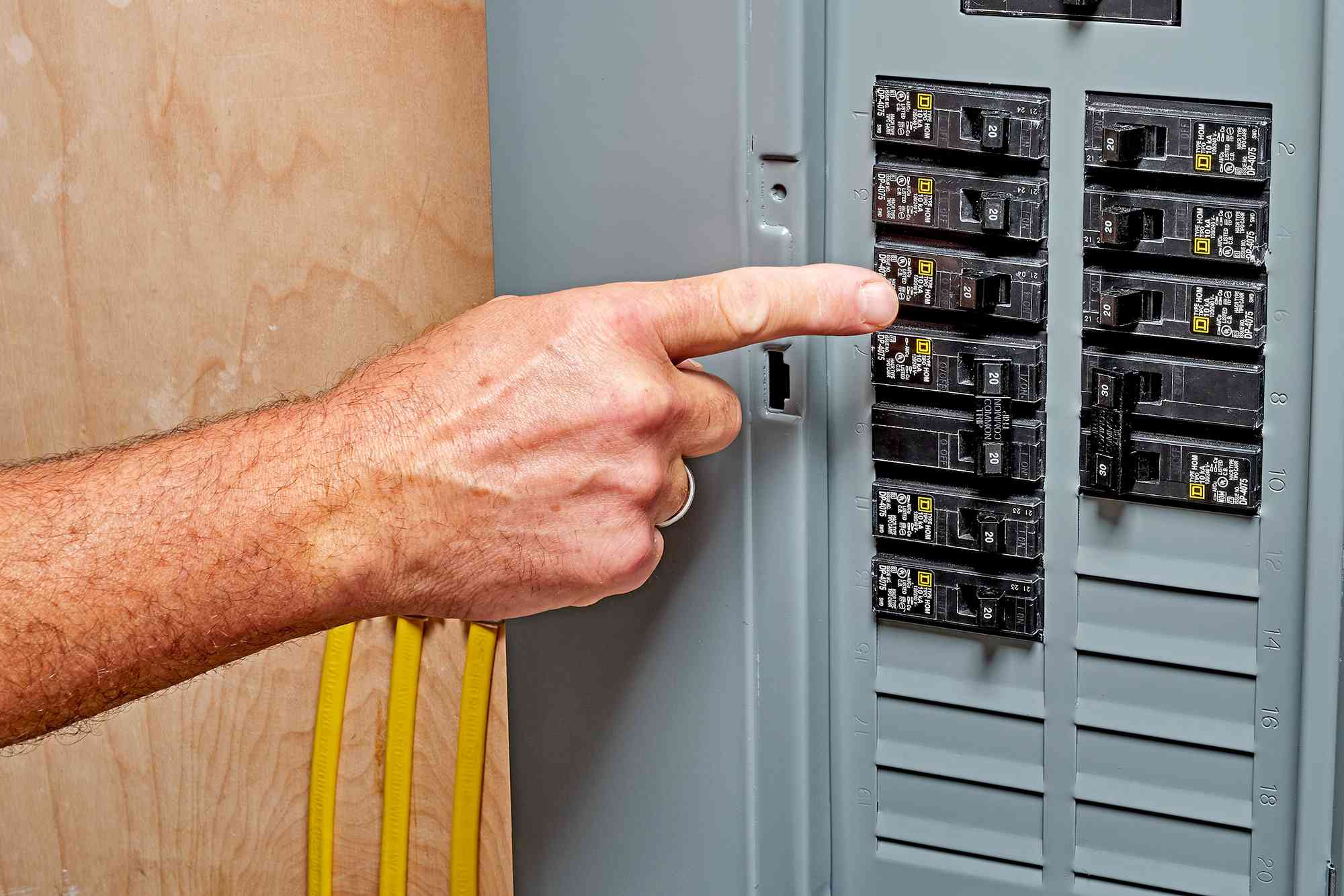 How Electricians Diagnose and Fix Tripping Circuit Breakers